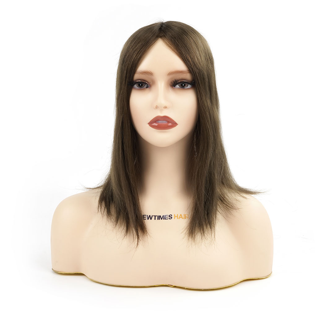 st-2 silk top human hair topper wholesale at new times hair - vue de face d'un mannequin (14)